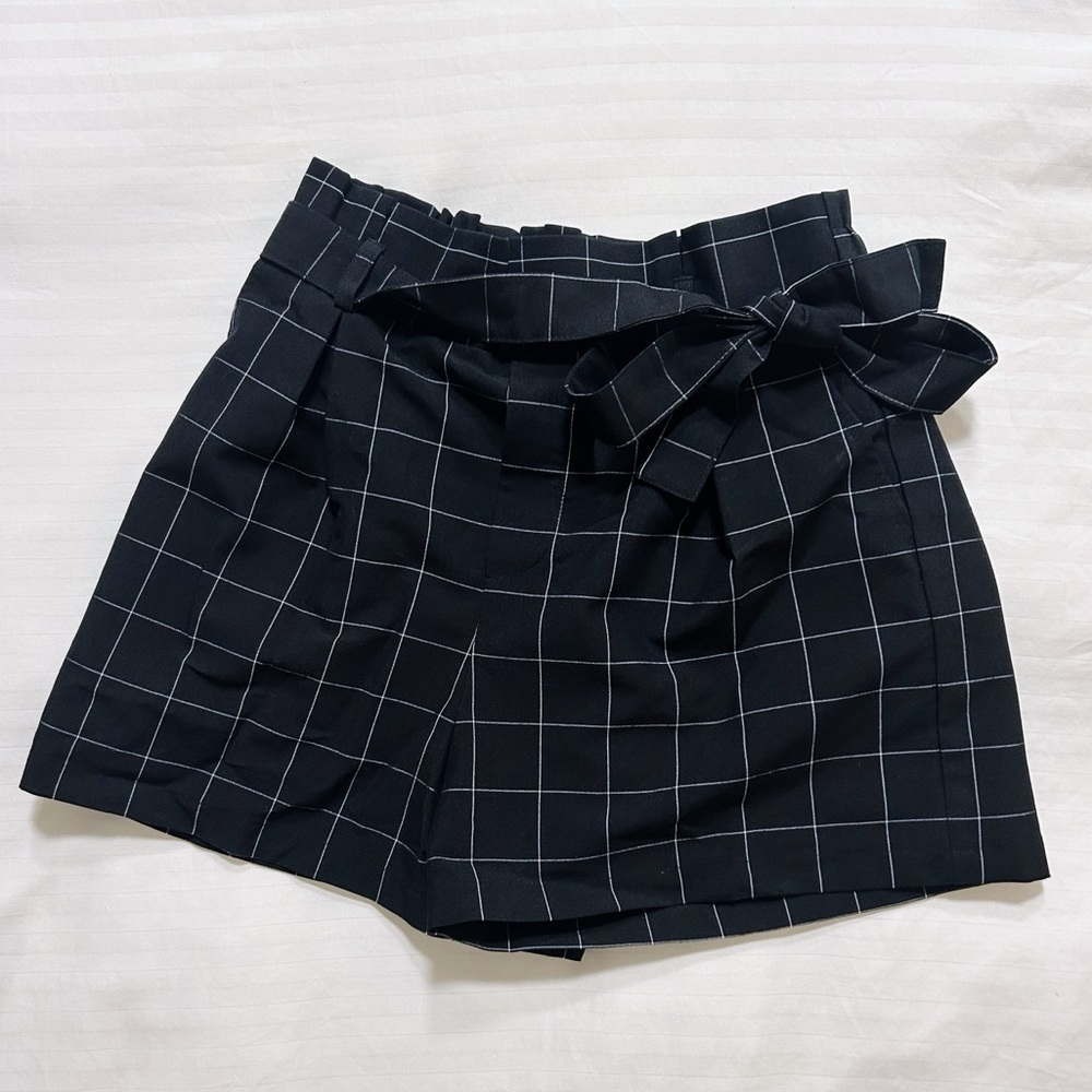 BRAND NEW Forever 21 High Waisted Checkered Shorts